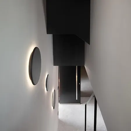 Modern Seafront Steps From The Villa