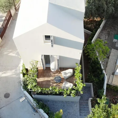 Modern Seafront Steps From The Willa Rogoznica (Sibenik-Knin)
