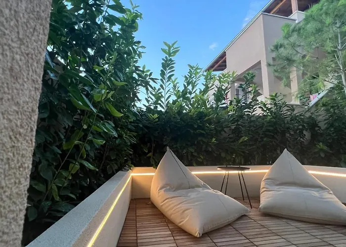 Villa Modern Seafront Steps From The *