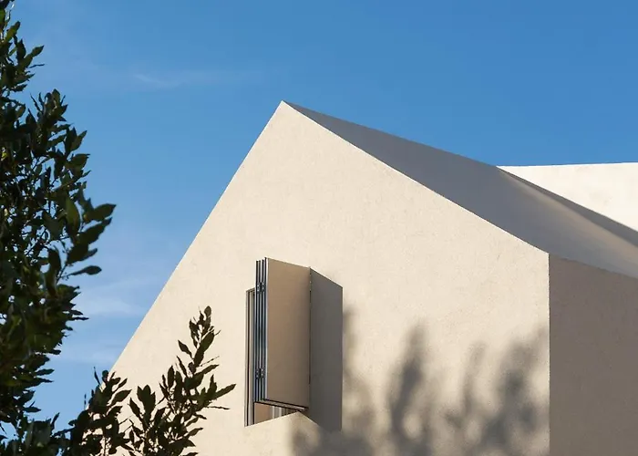 Villa Modern Seafront Steps From The *