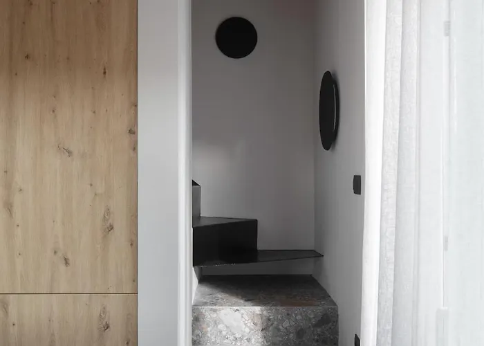 Villa Modern Seafront Steps From The