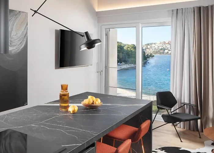 Willa Modern Seafront Steps From The Rogoznica (Sibenik-Knin)